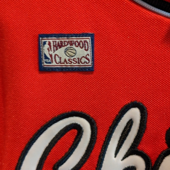 Autographed Chicago Bulls jersey (Ladies) - Picture 2 of 11